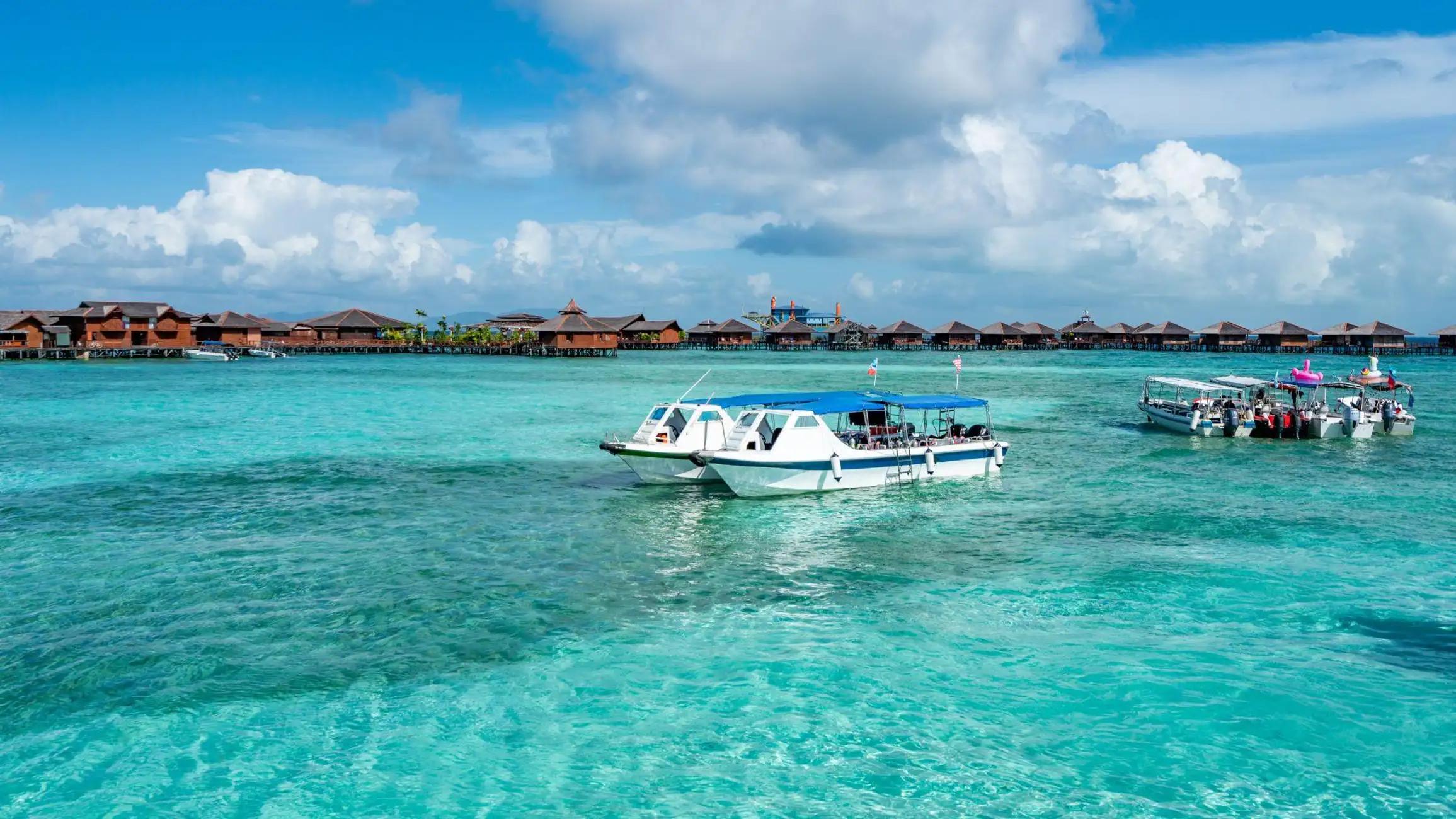 Island Hopping Semporna